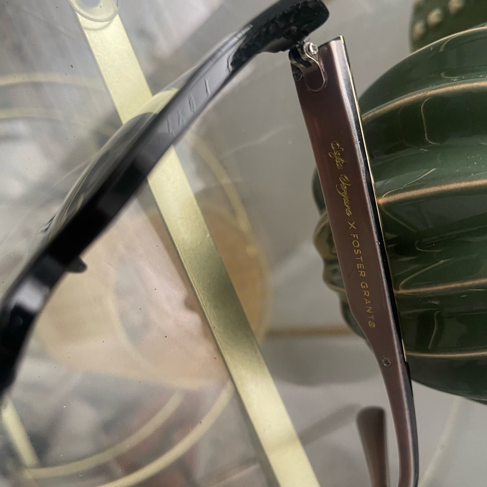 Sofia Vergara sunglasses - Picture 4 of 4